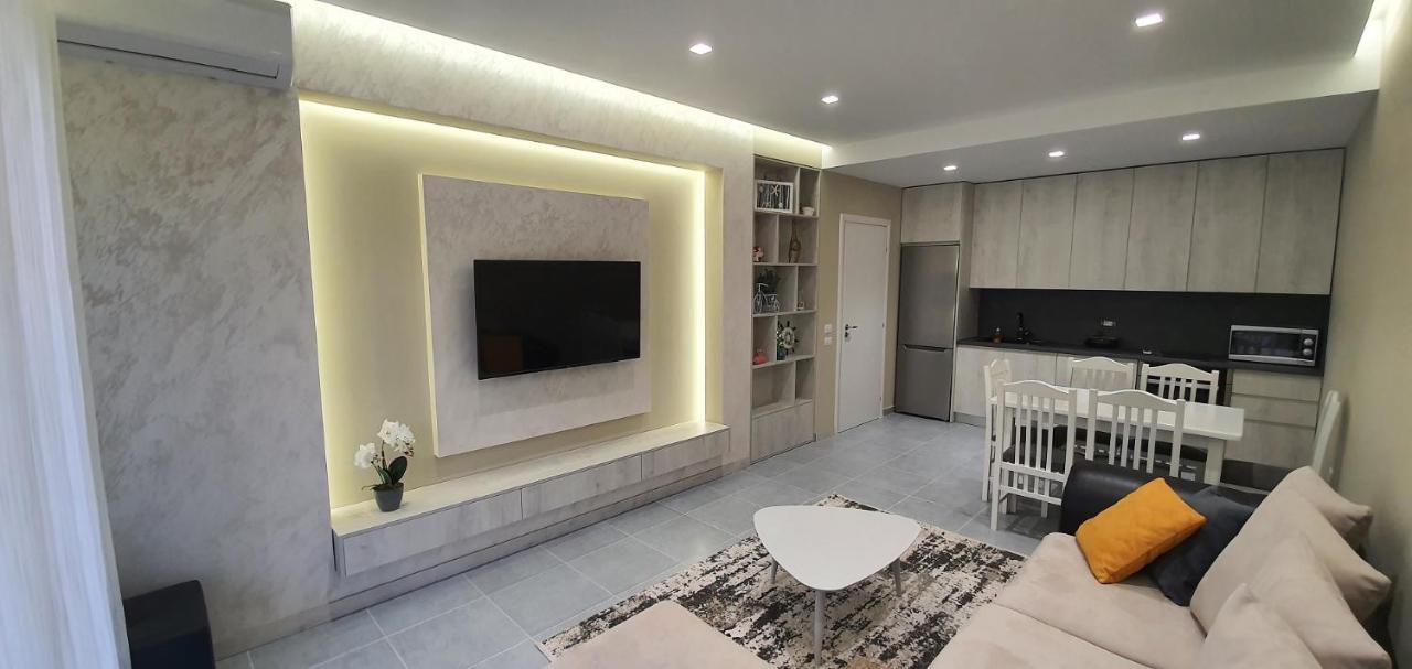 Deluxe Apartment Vlore Exterior photo